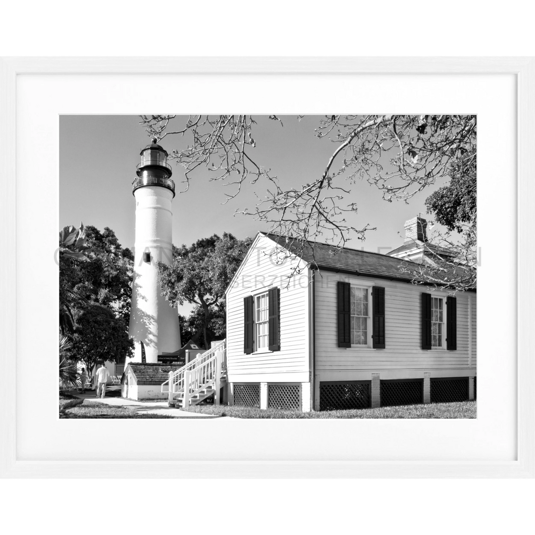 Schwarz-weißes Leuchtturm mit angrenzendem weißen Haus auf Poster Florida Key West