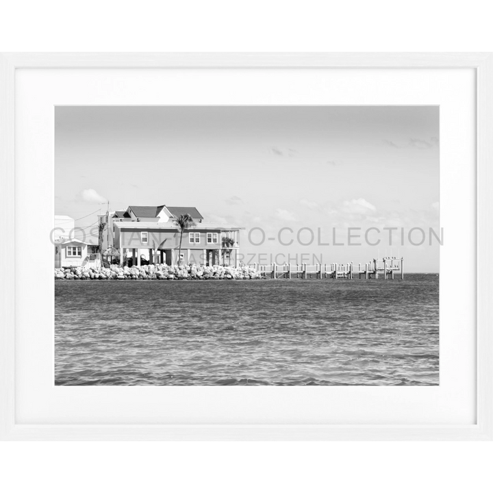 Strandhäuser in Florida Keys mit Holzsteg am Wasser in Poster Florida Keys FL13