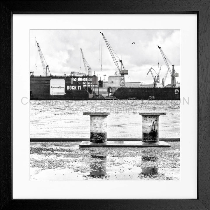 Cosman-Interior Rahmenfarbe: schwarz matt / Grösse: Quadrat 55 (55x55cm) / Motiv: schwarz/weiss Poster Hamburg Hafen "DOCK 11" HH05KQ