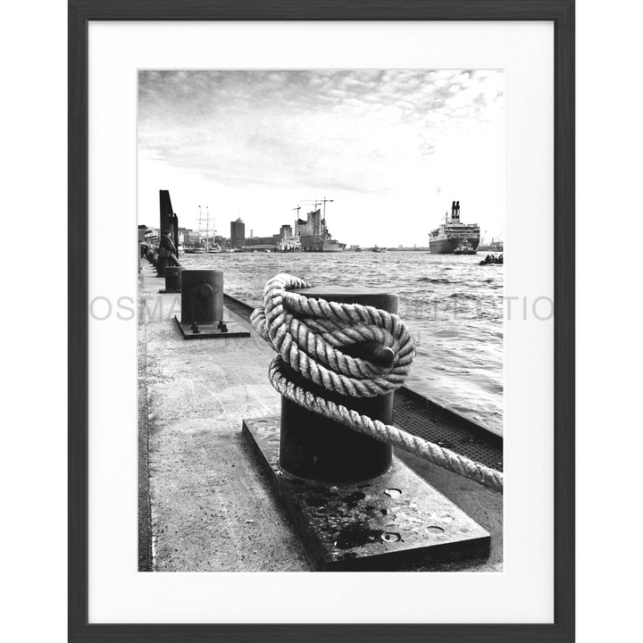 Poster Hamburg Hafen ’Poller’ HH02 - Schwarz matt 1.5cm