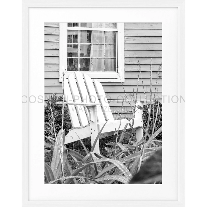 Weißer Holztstuhl Adirondack im Produkt Poster Hamptons Long Island Deckchair HM14