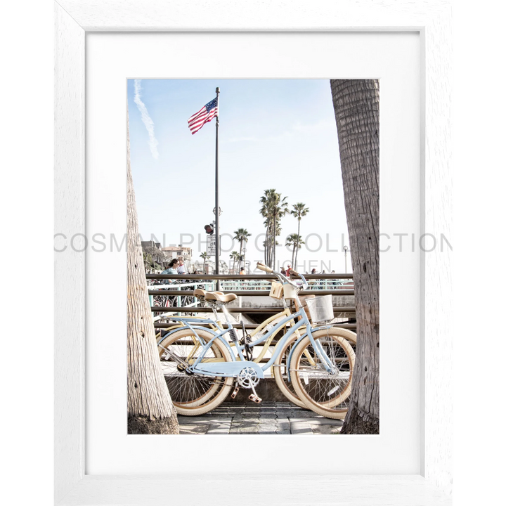 Vintage Strandfiets mit hellblauen Akzenten im Poster Kalifornien Beach Bike K187