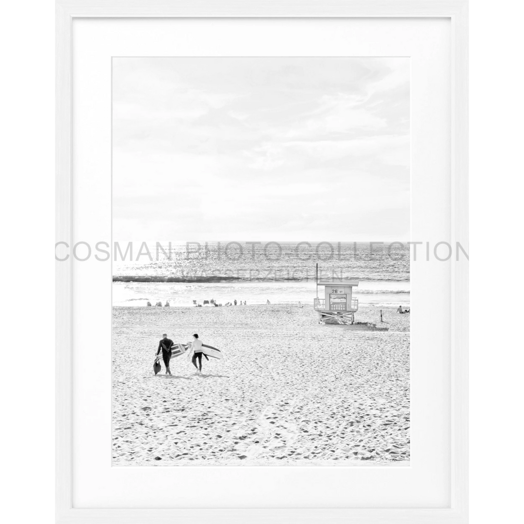 Zwei Personen spielen am sandy Beach in der Poster Kalifornien Manhattan Beach K183