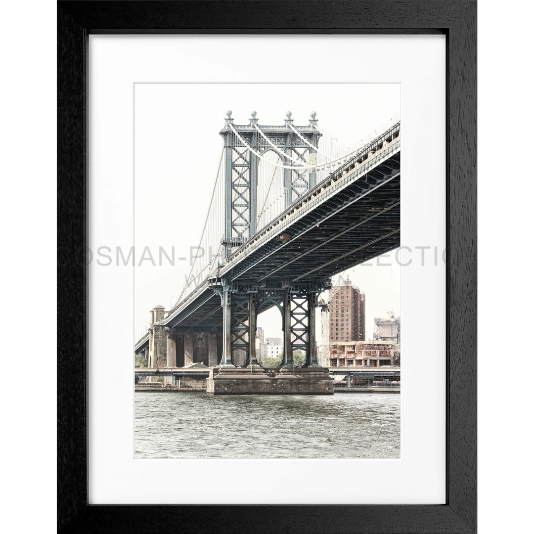 Plakat New York Manhattan Bridge über dem East River in stilvollem Design