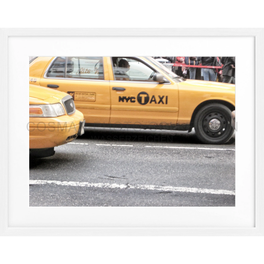 Gelbes NYC-Taxi mit schwarzer Beschriftung für Poster New York Yellow Cab NY61